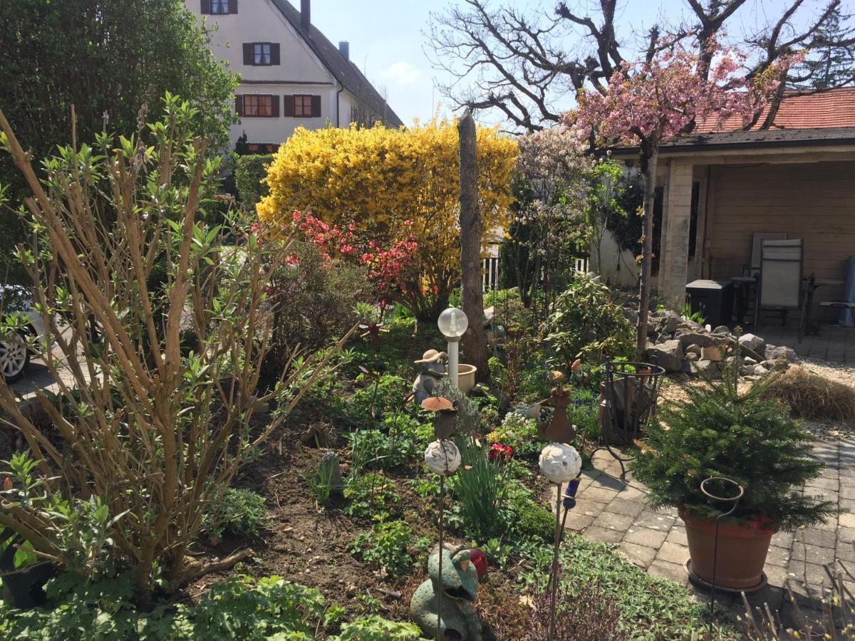 Apartmentvermietung Ingrid Bolkart - Voehlino 2 Illertissen Exterior foto